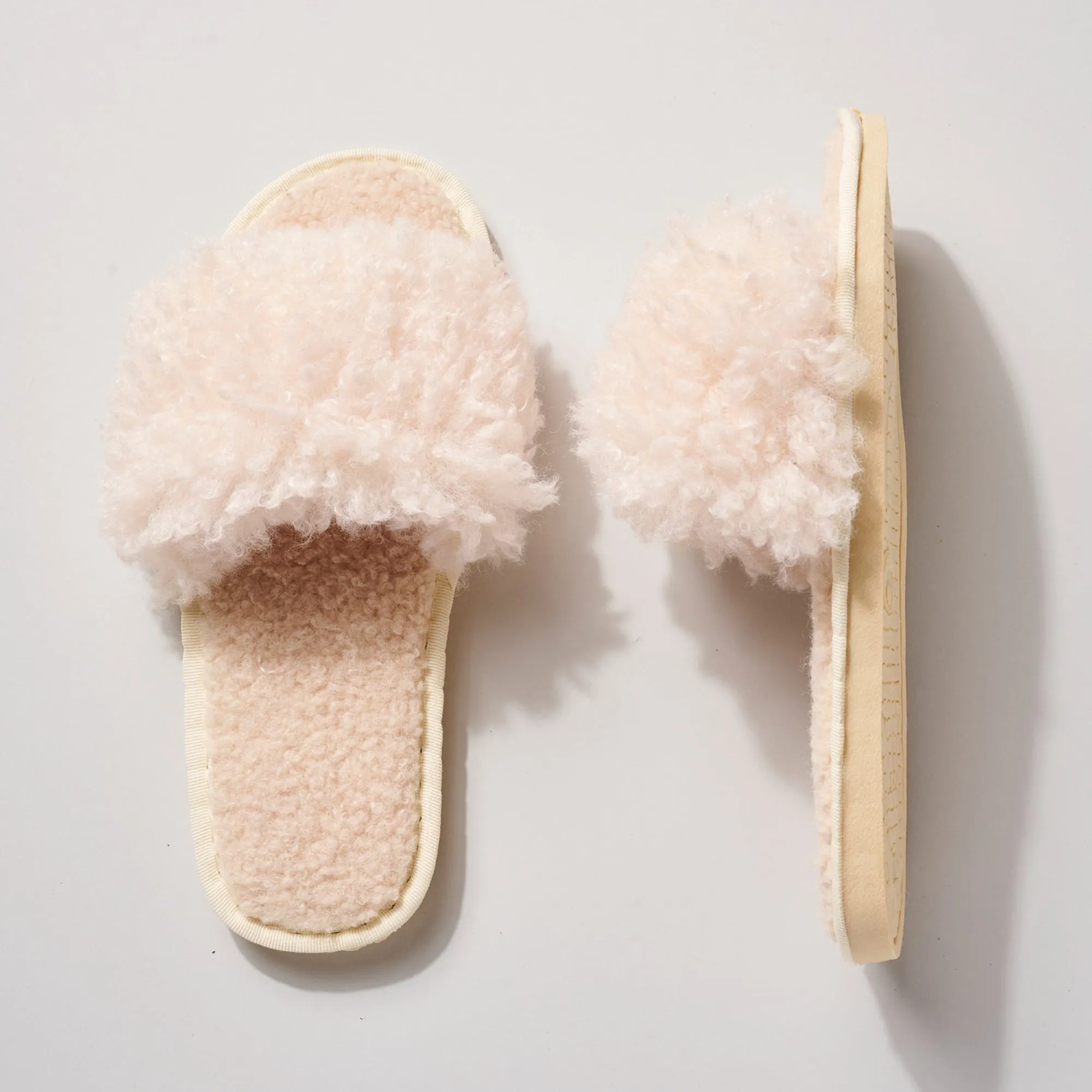 Avenue Zoe Women's Slip-on Cozy Solid Fuzzy Slippers