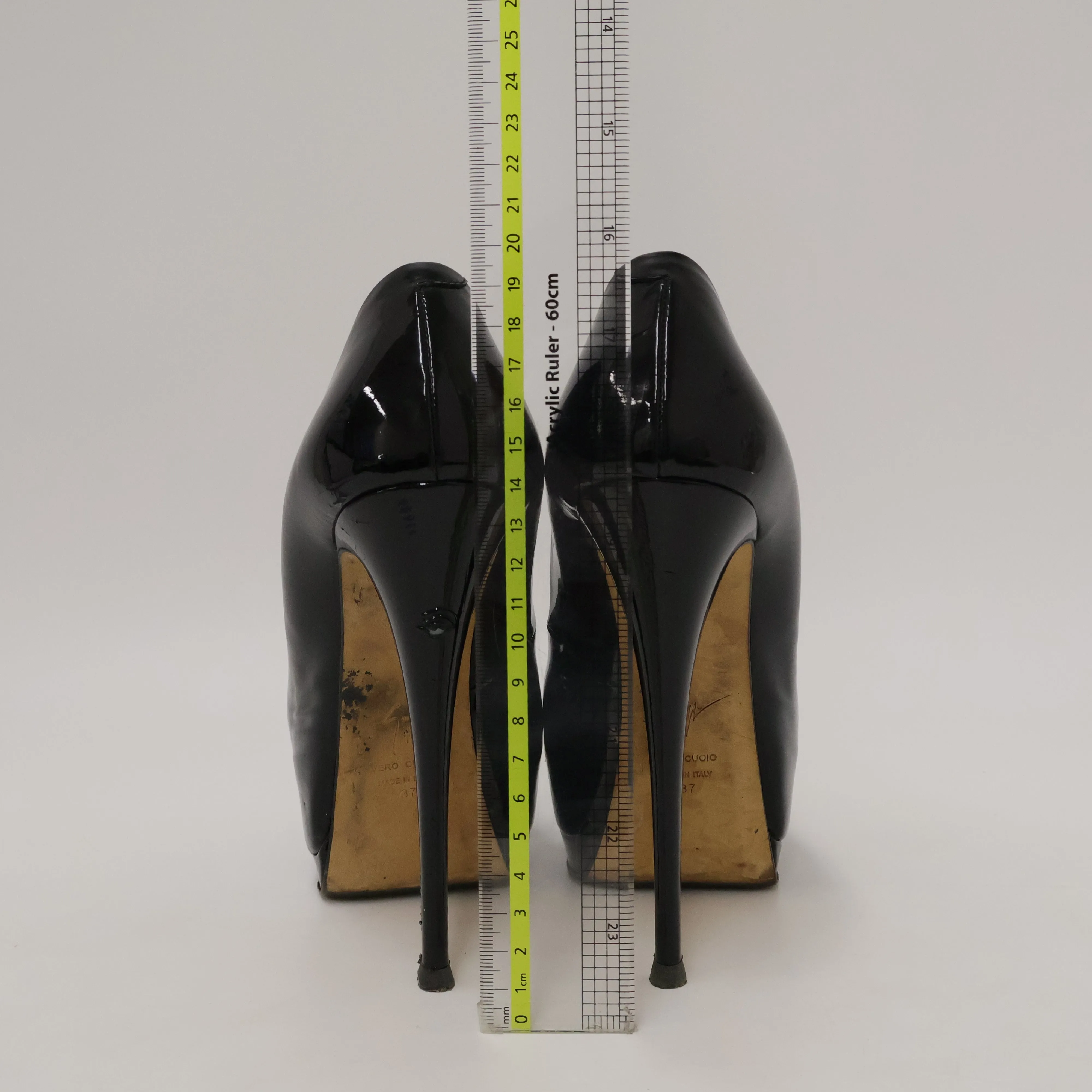 Giuseppe Zanotti Patent Peep Toe Black