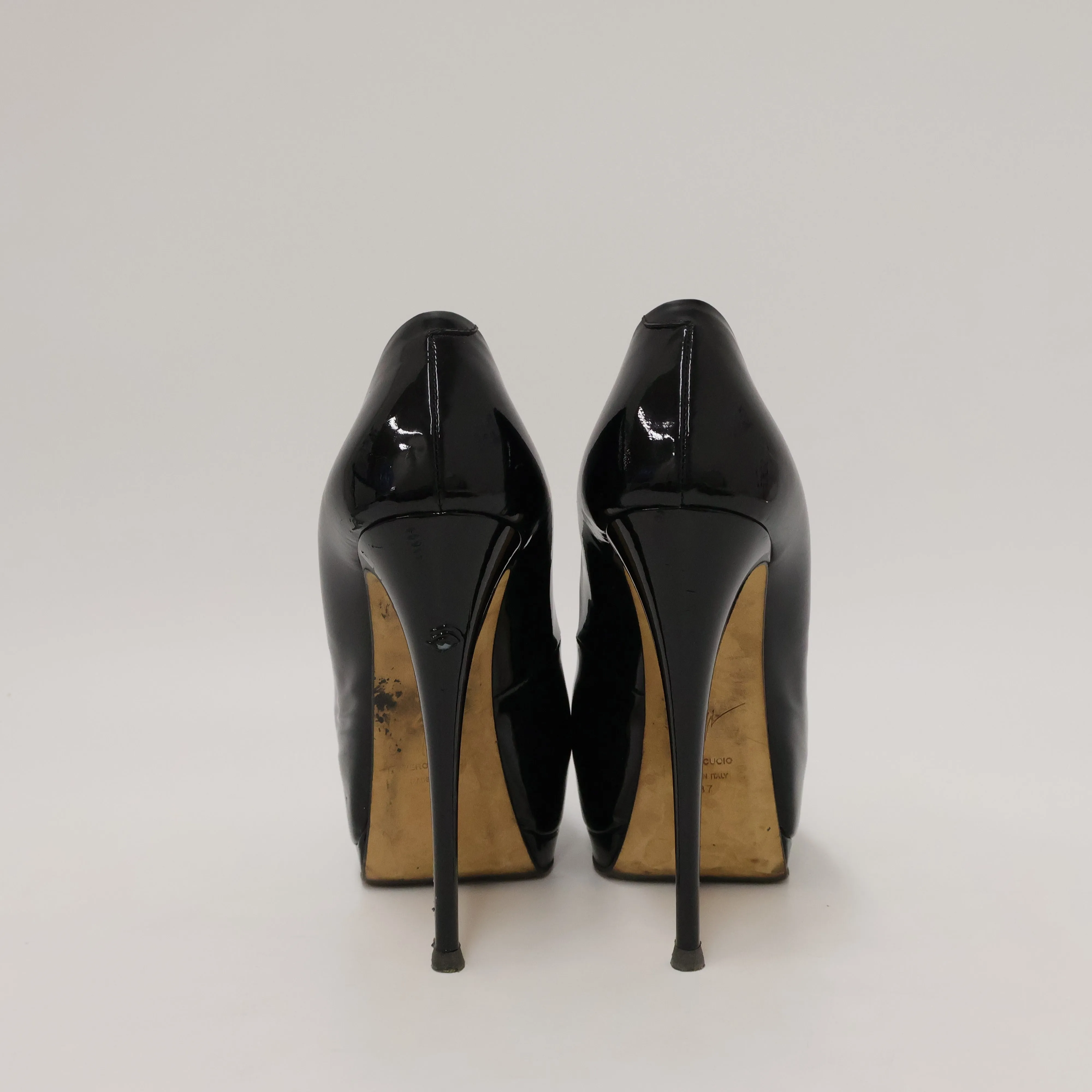 Giuseppe Zanotti Patent Peep Toe Black