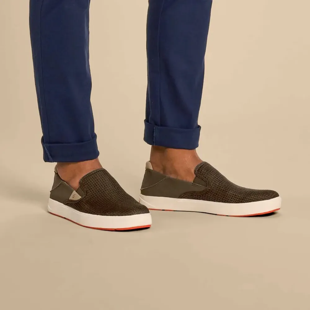 OluKai Men's Lae‘ahi Mesh Slip On (Kona)