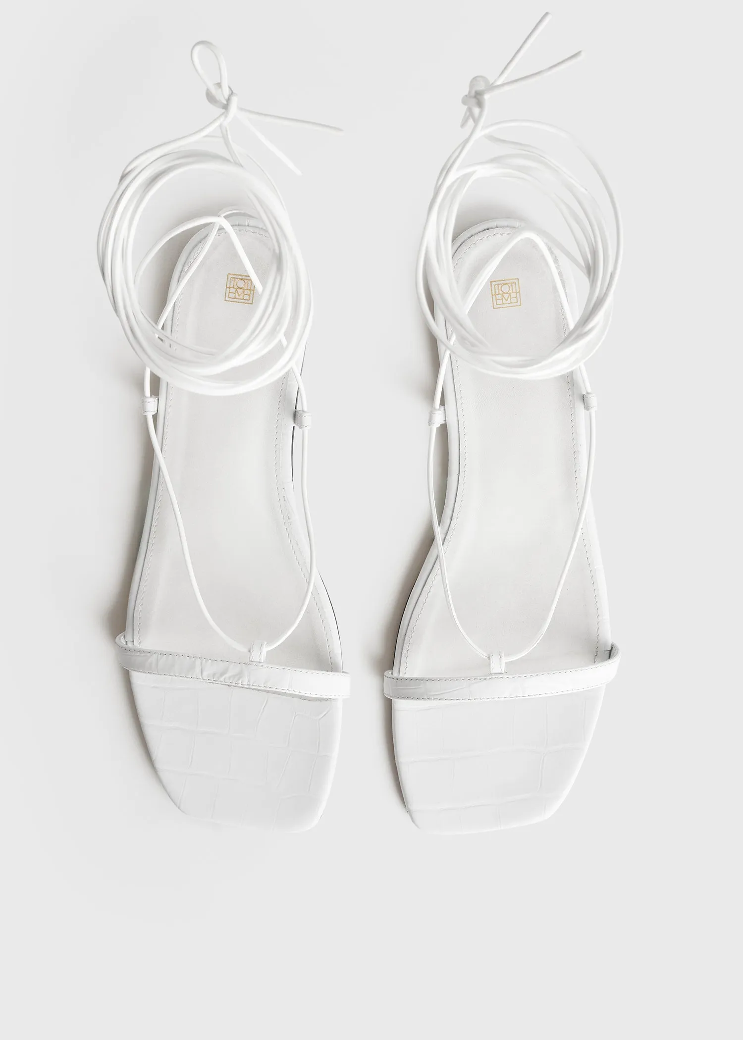 The Croco Tie Sandal white