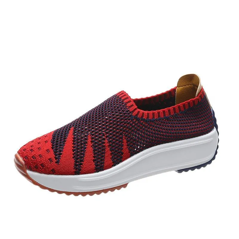 Women's lightweight breathable fly knit sneakers flat slip on comfort walking shoes