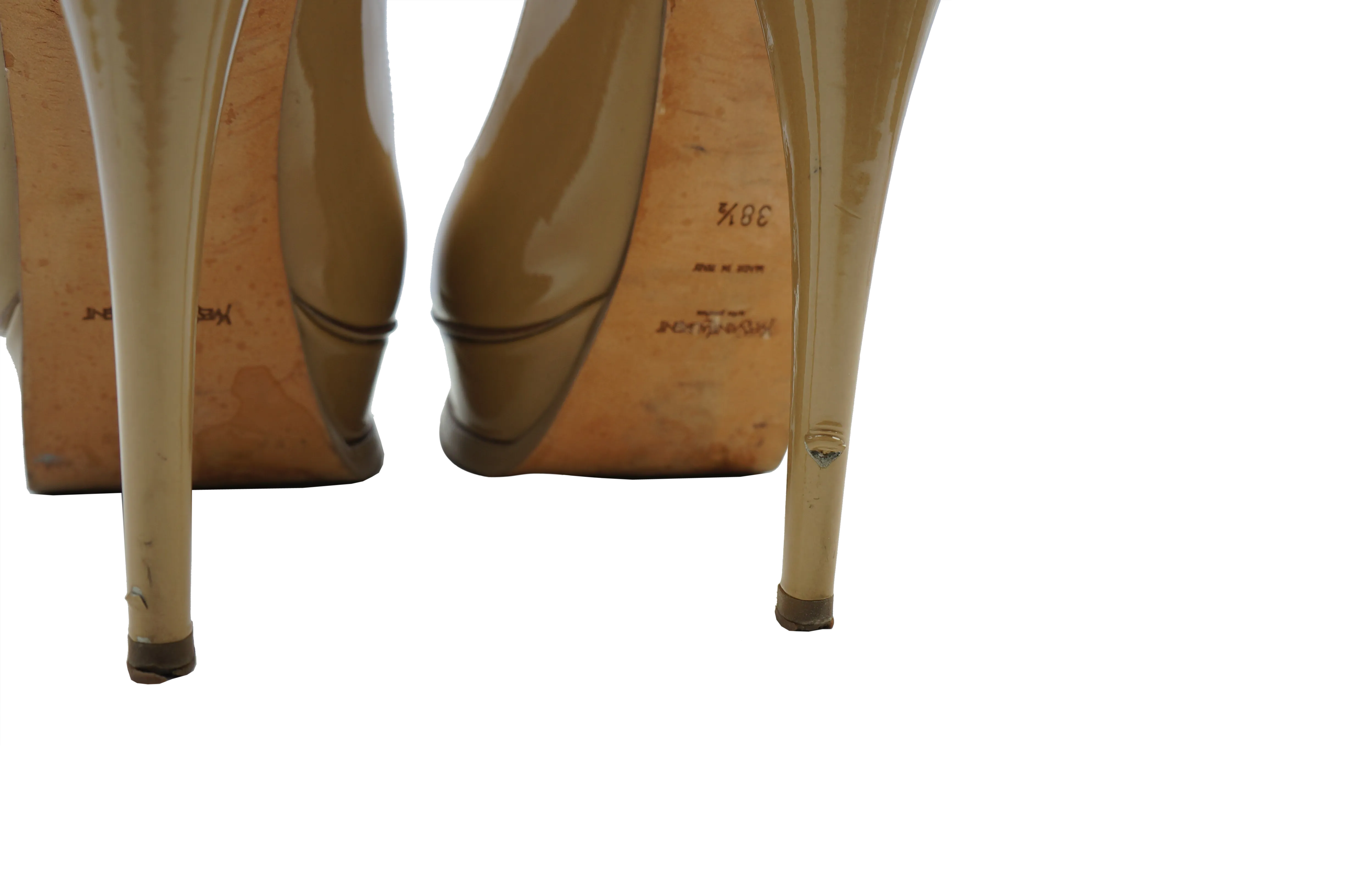 YVES SAINT LAURENT BEIGE PATENT LEATHER ANKLE STRAP PUMPS